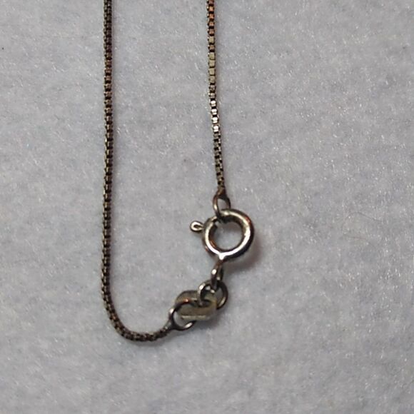 Vintage Sterling Silver and Rhinestone Tear Drop Pendant w/925 Chain - Picture 6 of 9